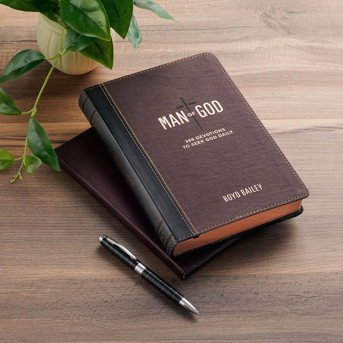 Devotional Man of God - 366 Devotions to seek God Daily