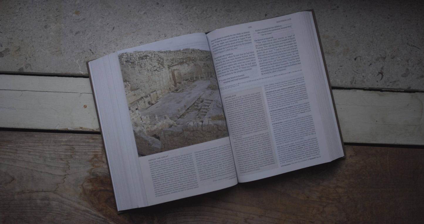 ESV Archaeology Study Bible, Hardcover