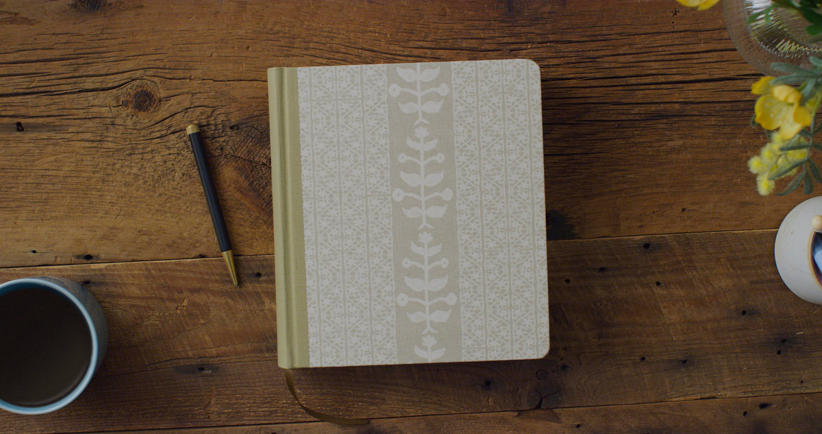 ESV Journaling Study Bible, Artist Series (Lulie Wallace)